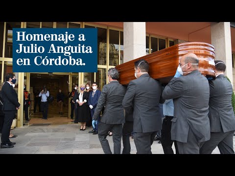 Sentido homenaje a Julio Anguita en Córdoba