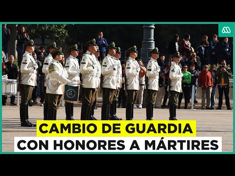 Cambio de guardia con honores a tres mártires de Carabineros fallecidos en atentado en Cañete