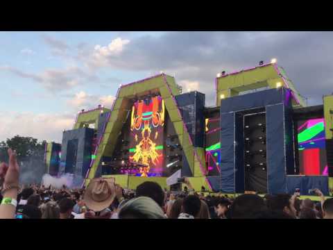 Marshmello - Blocks / Want U 2 (Live at Spring Awakening Music Festival, 2017)