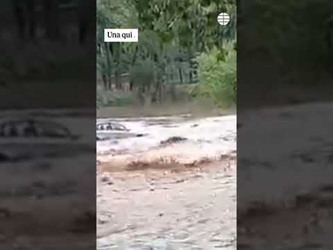 Una inmensa tromba de agua sorprende en Alcalá del Júcar (Albacete) #AlcaládelJúcar #Inundaciones