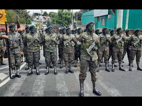 Desfile del ejército sale a las calles después de dos años de restricción