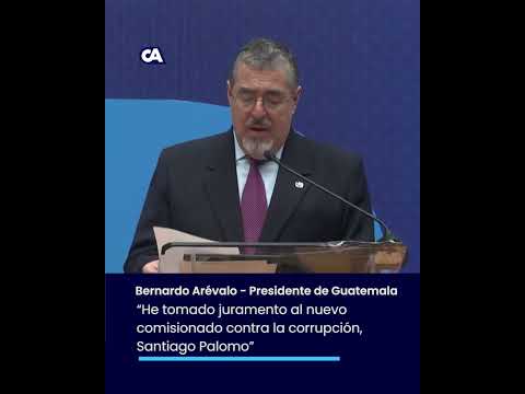 Benardo Arévalo juramentó a Santiago Palomo como titular de la Comisión contra la Corrupción