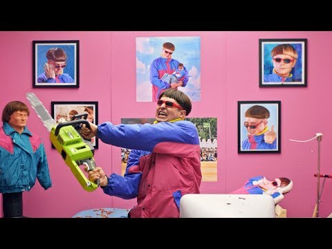 Oliver Tree scootered during his ACL Fest set Weekend 2