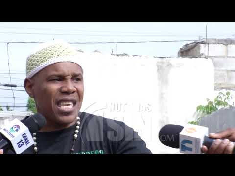 Video íntegro: Profanación de tumbas a manos de estudiantes indigna a residentes en Manoguayabo
