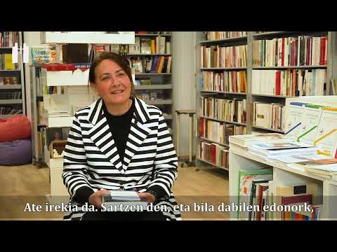 Liburuaren eguna - Día del Libro / Rosa Tapia (Idatz liburudenda)