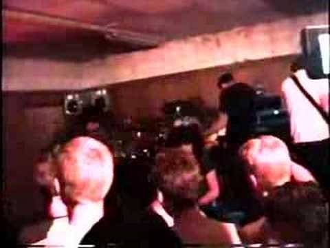 my chemical romance plays fireside bowl chicago 2003