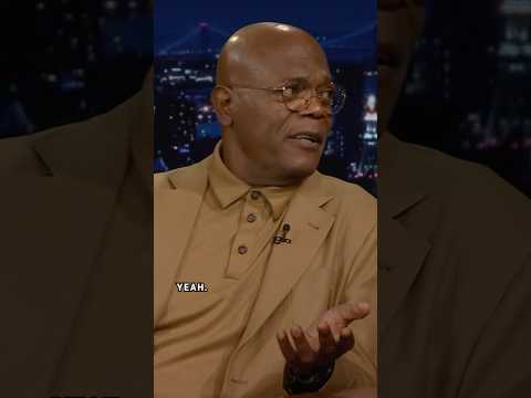 #SamuelLJackson thinks #MaceWindu from #StarWars is still alive! #FallonTonight