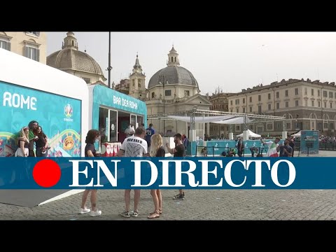 DIRECTO | Los aficionados ven el partido Italia-Gales en la Piazza del Popolo de Roma