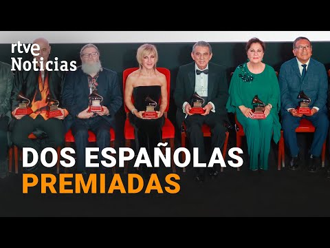 ANA TORROJA y CARMEN LINARES RECIBEN el LATIN GRAMMY a la EXCELENCIA MUSICAL | RTVE Noticias