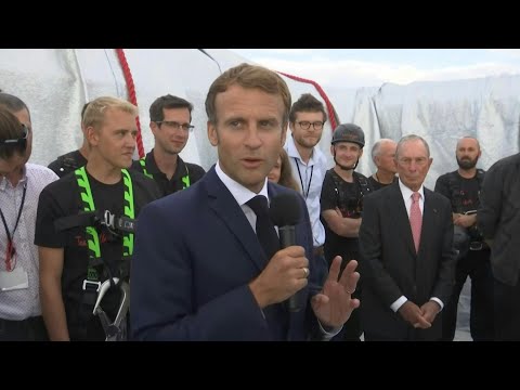 Arc de Triomphe empaqueté: Macron salue l'accomplissement d'un rêve de 60 ans | AFP Extrait