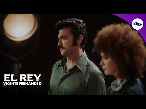 El Rey, Vicente Fernández: Vicente rechaza un papel de cine y le ofrecen un protagónico