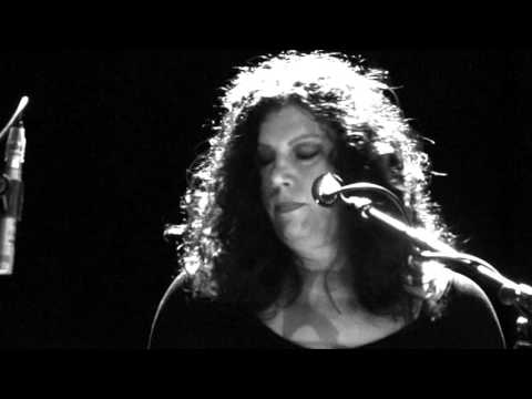 Low - Lies et Into You - Paris Divan du Monde 2015