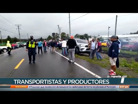 Transportistas de carga y productores de Tierras Altas protestan y continúan en paro