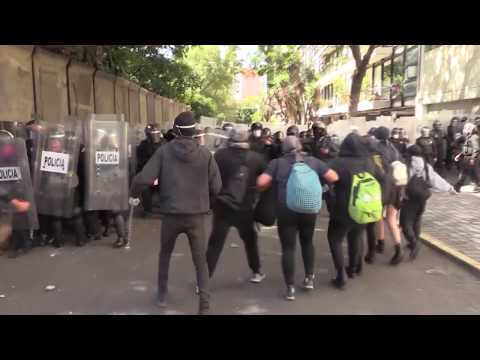 Protestas por la muerte de Giovanni López acaban en disturbios en la embajada de EE.UU.