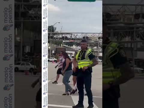 Los policías de Miami-Dade levantan suspiros entre las turistas