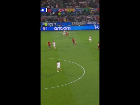 ¡OTRO GOLAZO! DANI OLMO dibujó el 4-1 de España a Georgia | #Shorts