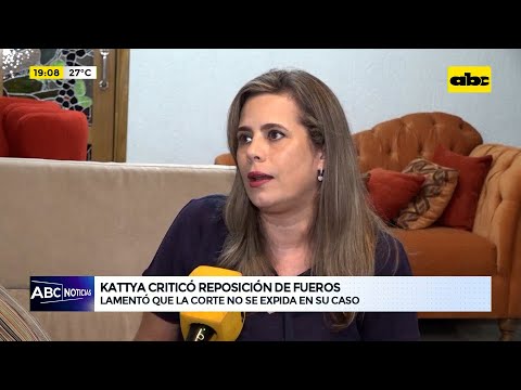 Kattya González criticó reposición de fueros de Erico y Rivas