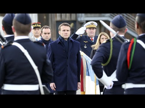 Le budget des armées passera à 400 milliards d'euros, annonce Emmanuel Macron • FRANCE 24