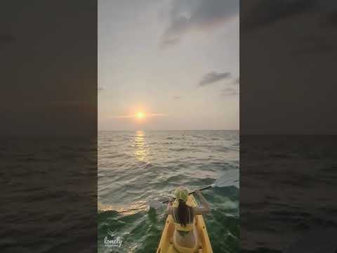 Paradise-is-just-a-paddle-away Paradise-is-just-a-paddle-away