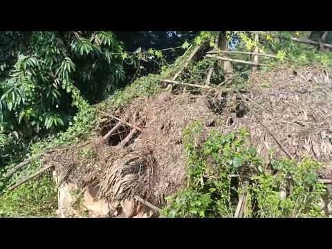 పంచాయతీ సెక్రెటరీ మేడం మా పంచాయతీ పైప్ లైన్ పగల కొట్టించారు. మా సొంత డబ్బులతో  పైపు వేయించాము.