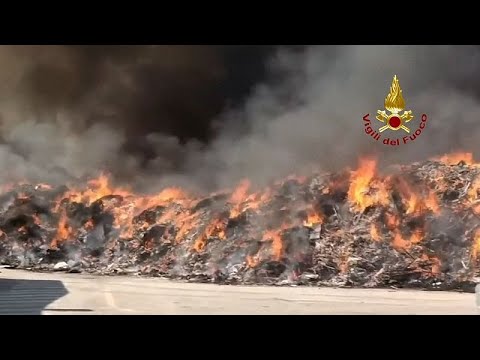 Ιταλία: Φωτιά στο Τσαμπίνο