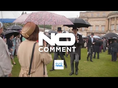 NO COMMENT: El príncipe Guillermo organiza una fiesta real de verano en Buckingham pasada por agua