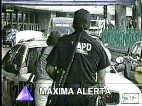 DiFilm - Flash Azul Noticias - Máxima Alerta en Estados Unidos (2001)