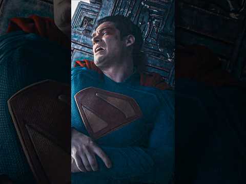 Superman DESTROYS Lex's Soldiers 💪💥