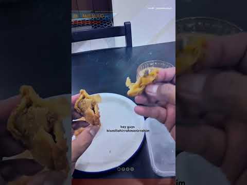 LELAKI REVIEW KARIPAP SARDIN TOKTI.... #karipapsardin #foodreview #malaysia #tokti #karipap