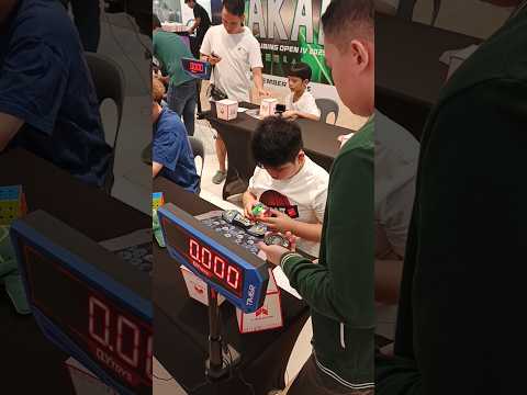 3rd 3x3x3, First Round with Ave 11.41s 🎉