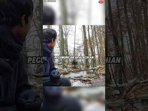 Cowok itu Nggak Sadar Kalau Sedang Diintai di Pegunungan Appalachian