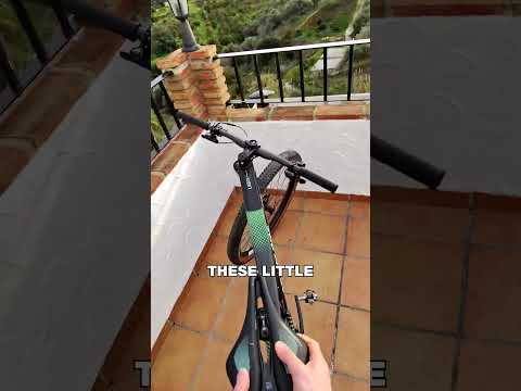 Jolanda Neff’s incredible cross-country race bike! 🔥