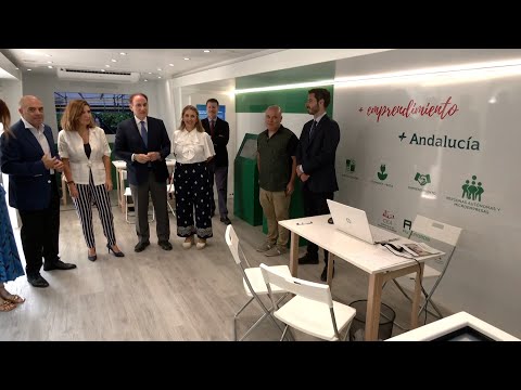 El 'Autobús del Emprendimiento' registra más de 700 visitas durante su recorrido por Andalucía