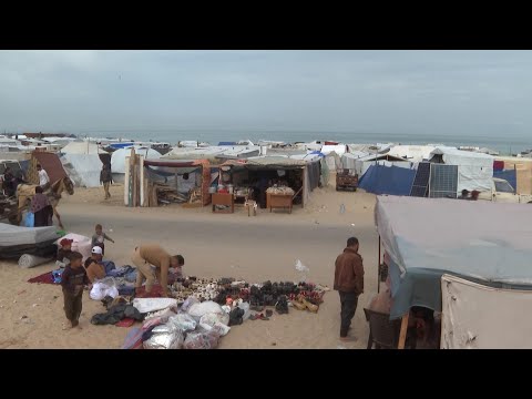 Displaced from the war living in Muwasi camp struggle for food amid difficult conditions