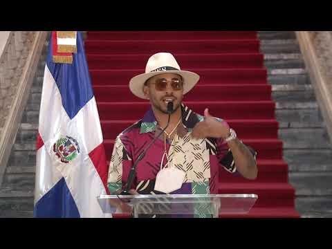 Video | Cantante urbano Ozuna se reúne con el presidente Abinader en el Palacio Nacional