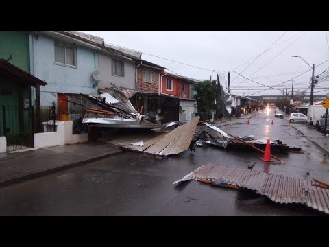 MINUTOS DE TERROR VIVIERON VECINOS DE POBLACIÓN RANCAGUA SUR POR VOLADURA DE TECHUMBRES