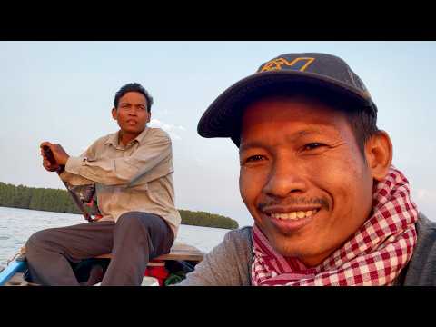 ចាប់មឹកពីងពាង មឹកស្នូក ពស់នៅសមុទ្រ ស្ងោរម្ជូរស្វាយ FULL NIGHT TO CATCH OPTOPUS AT THE SEA 4K VIDEO