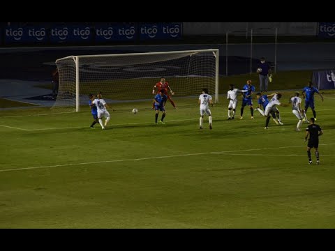 Gol de Comunicaciones, Junior Lacayo anota en el minuto 38