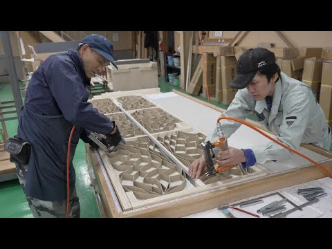 オーダーメイドドアを作るプロセス。匠の技が息づく日本の工場