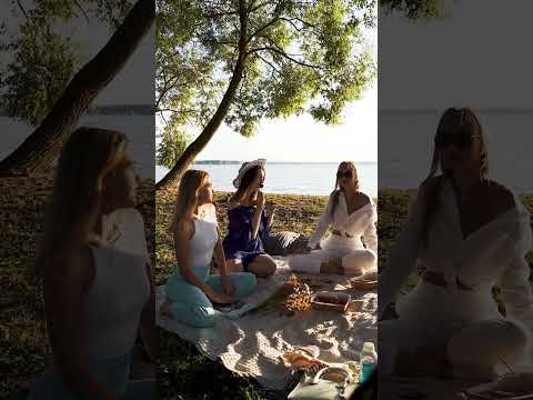 Smith Mountain Lake, the perfect place for outdoor gatherings.