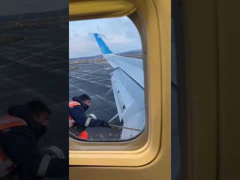 Esquel: un avión se congeló y no pudo despegar