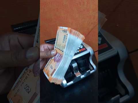 Counting Indian Currency ₹200 and ₹100 Notes Using Automatic <strong>Cash</strong> Counting Machine 💸🔢 #shorts #<strong>cash</strong>