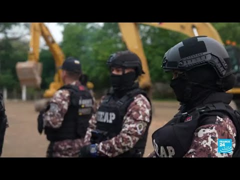 Ecuador sigue apostando por las mega cárceles para enfrentar a las bandas criminales • FRANCE 24