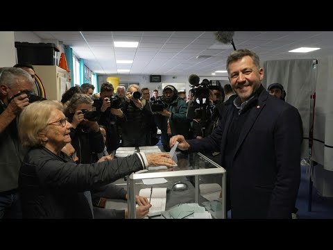 Local elections: RN candidate Franck Allisio votes in Marseille | AFP