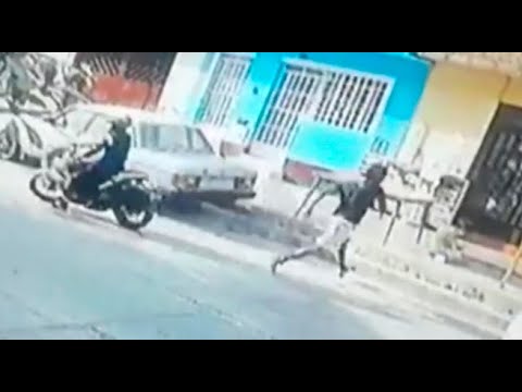 Sujetos en moto roban celular a niño en San Martín de Porres