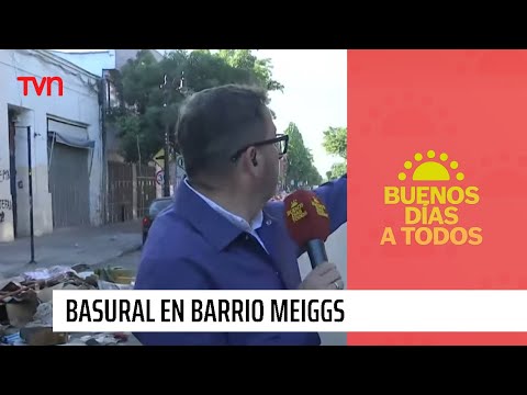 Desastre sanitario: Vecinos reaccionan ante basural en Barrio Meiggs en Santiago