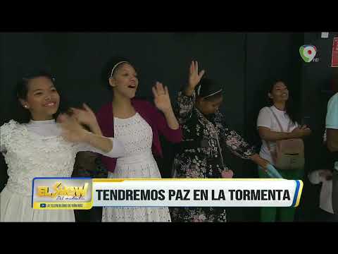 Niños sorprenden a todos al interpretar el tema "Paz en la Tormenta" │El Show del Mediodía