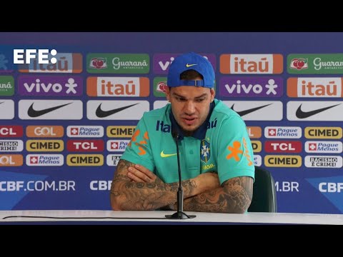 El portero Ederson dice que la selección brasileña debe darle la vuelta al juego