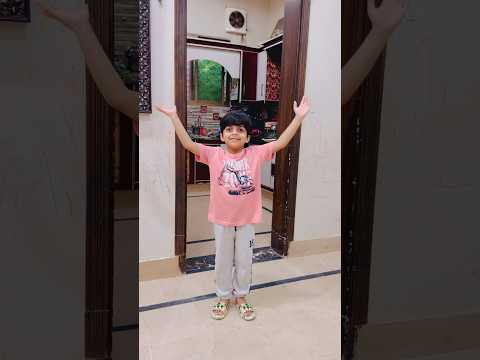 Kesa laga shanu ka gorilla 🦍 dance 🕺 #funny #trending #comedy #youtubeshorts #shorts