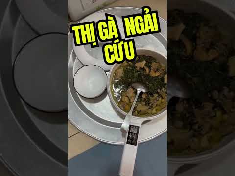 bữa trưa cơm chưa với thịt gà nấu rau ngải cứu #food